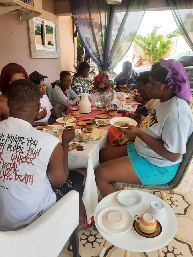 Nana Adu Guest House Koforidua Ngoại thất bức ảnh